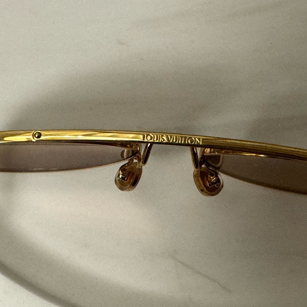 My LV Chain Pilot Sunglasses Louis Vuitton Gold Frame Sunglasses with Brown - Picture 3 of 13